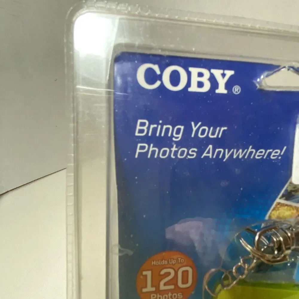 Y2K Coby Digital Photo Keychain DP-151 Holds Up to 60 Photos White Sealed NEW